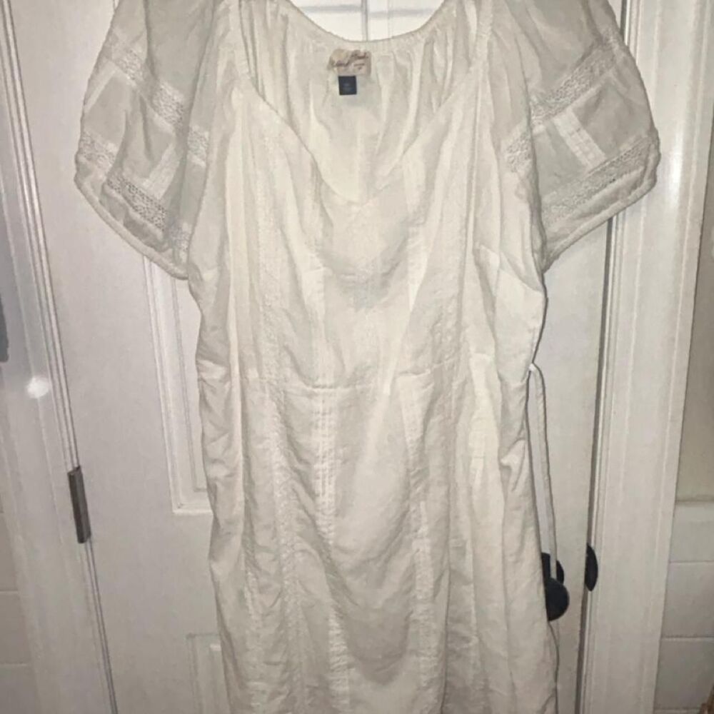 Universal-thread Women's White Dress